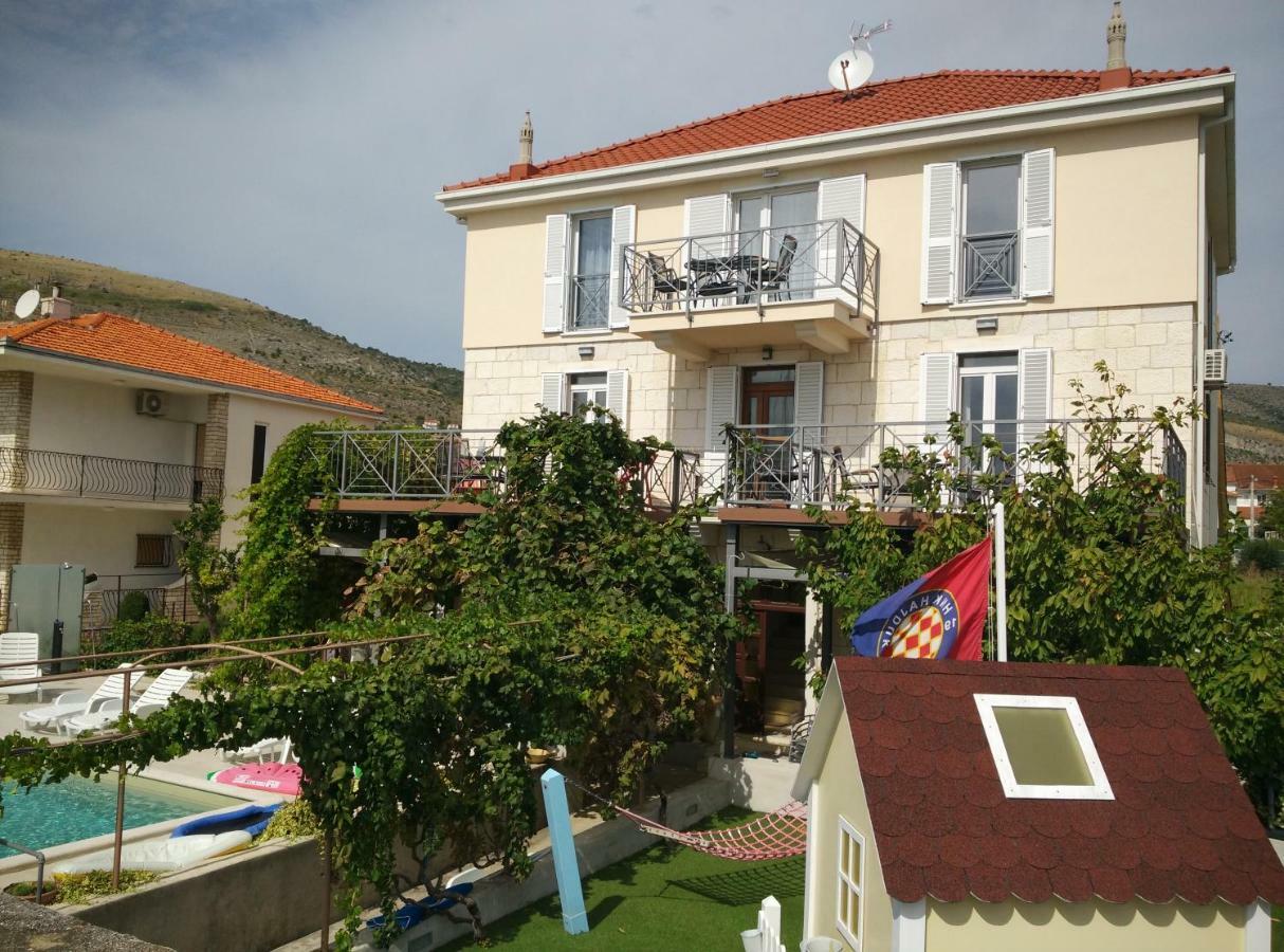 Apartments Gina Trogir Exterior foto